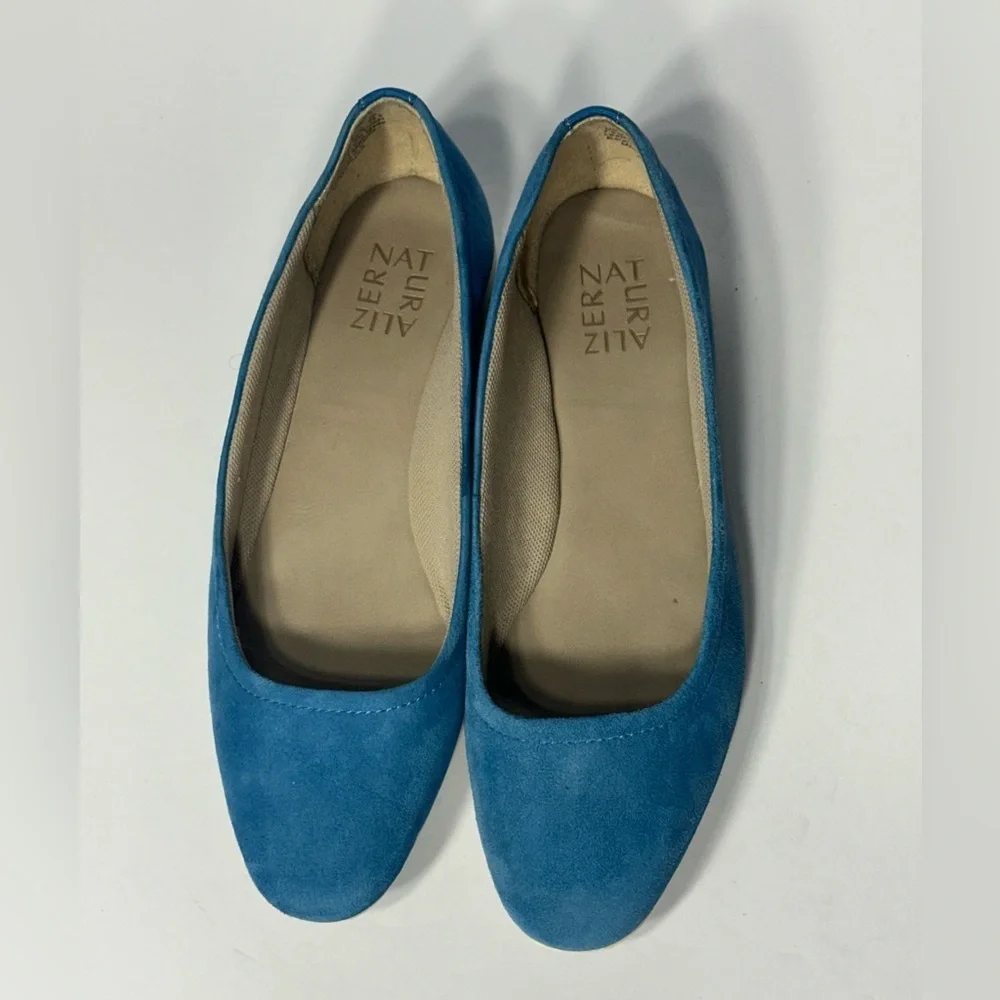 Naturalizer Blue Suede Women's Flats size 7.5 pre owner